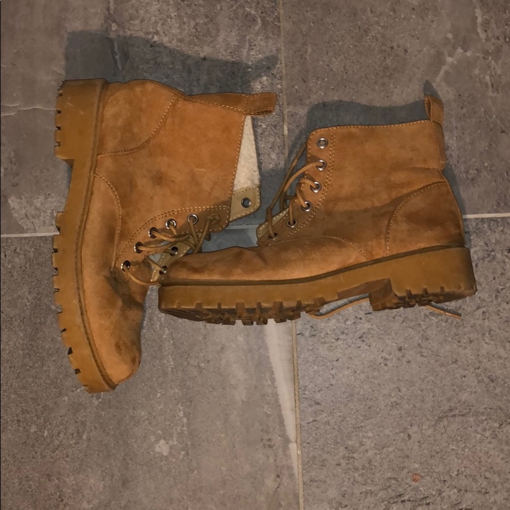 Timberland style boots
